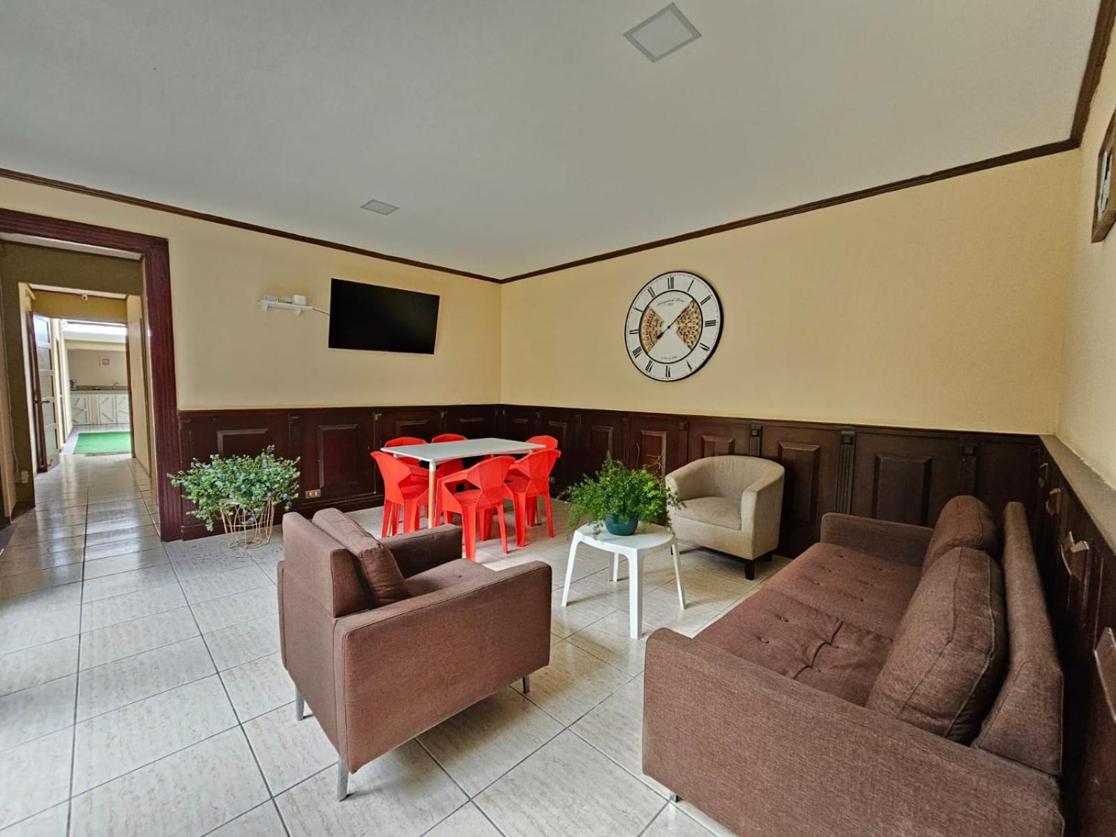 Hostel La Cali Inn