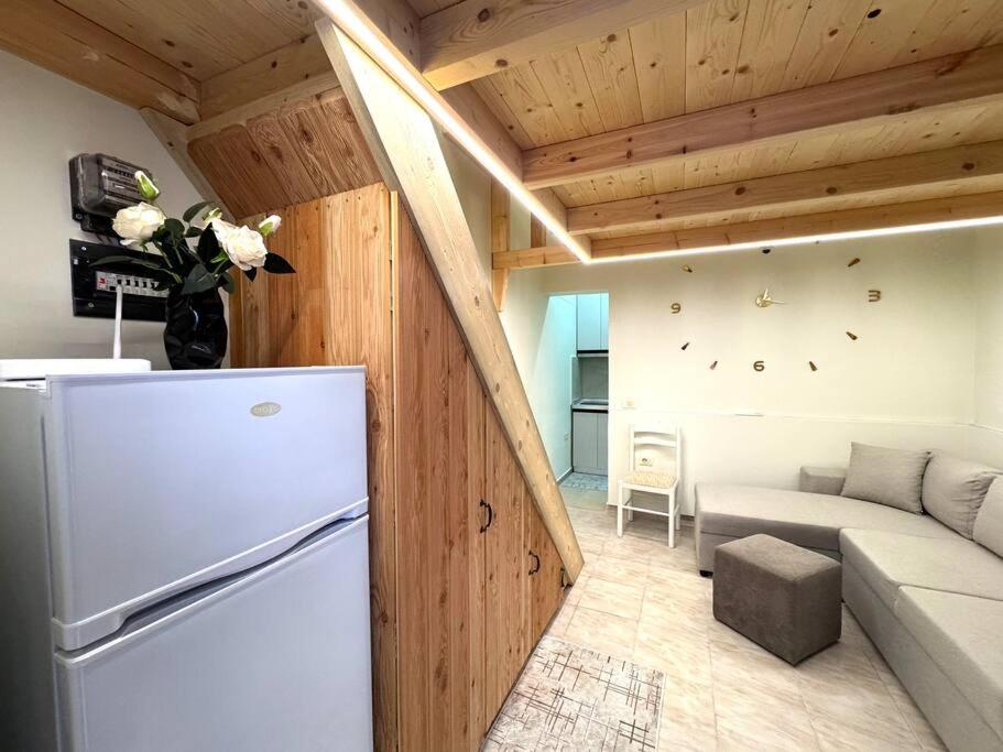 Center Duplex