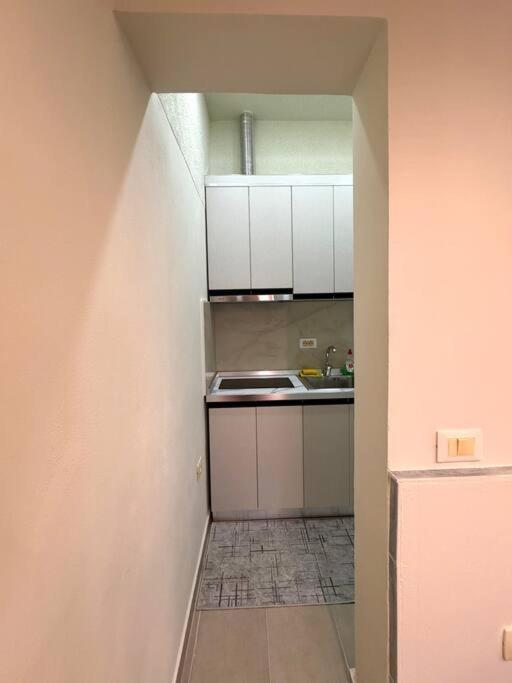 Center Duplex