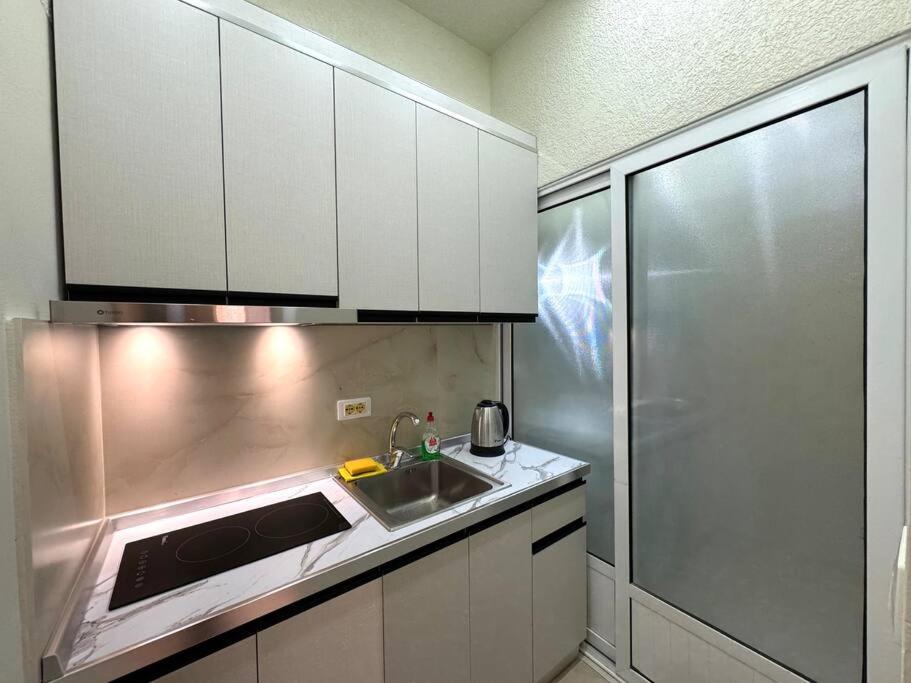 Center Duplex