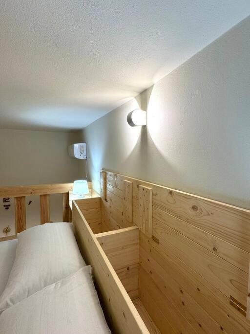 Center Duplex
