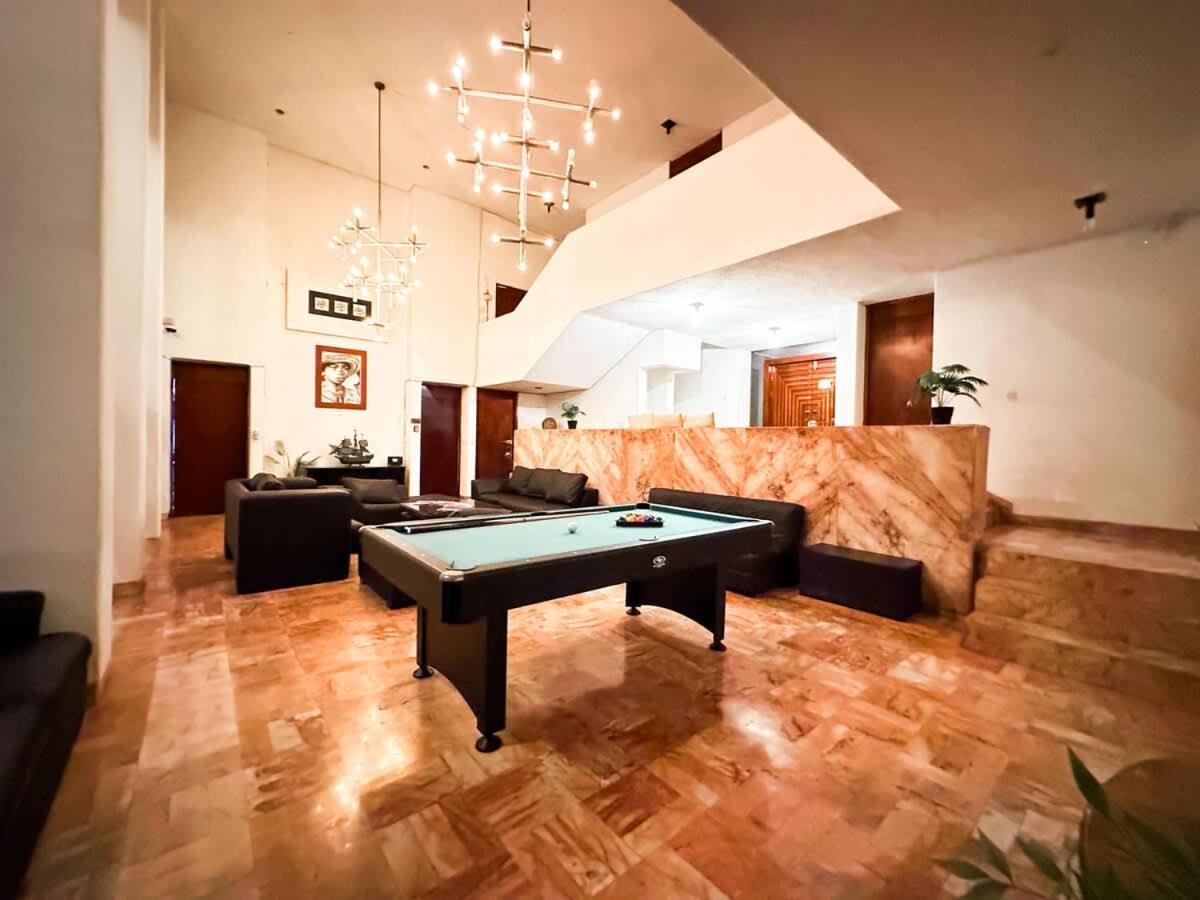 lounge