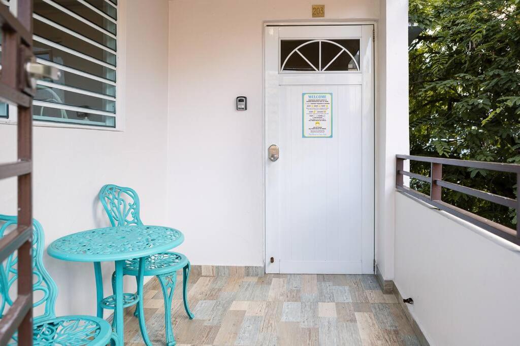 203-Tranquil Renovated Charm in the City, Near the Beach with Free parking