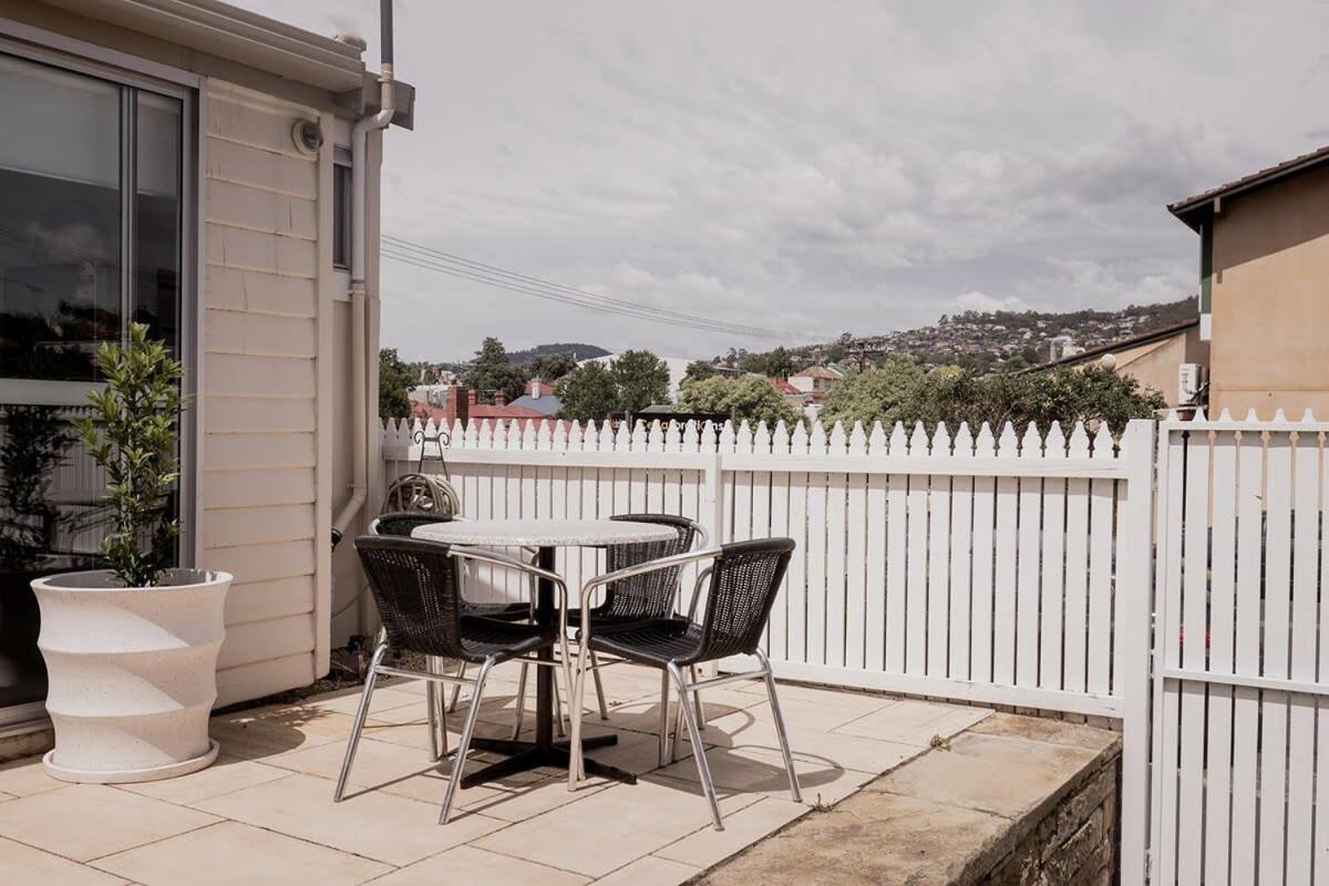 Cottage living in cool North Hobart