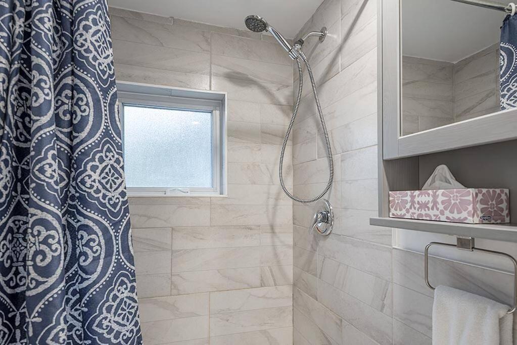 Metro Sauvé - Cosy apartment