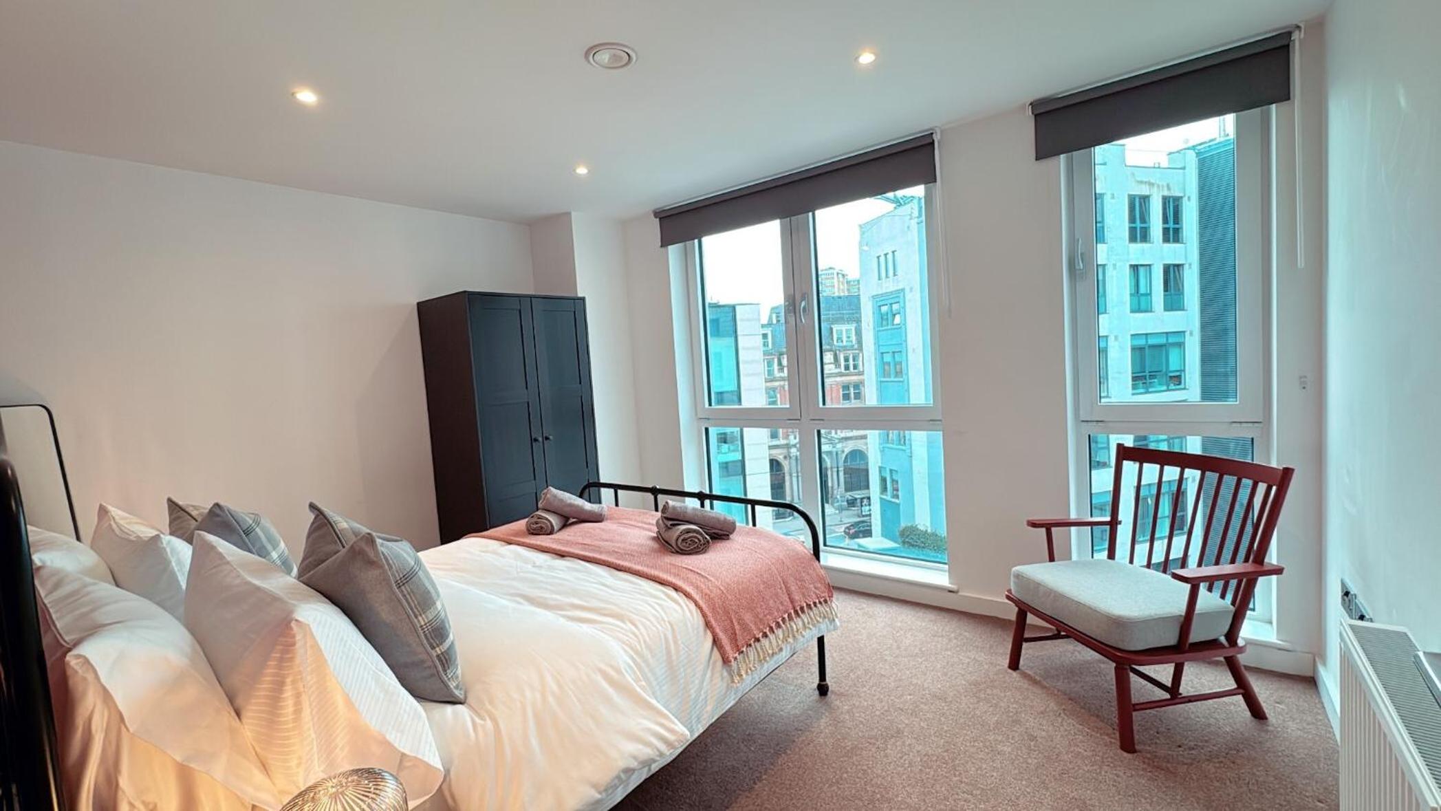 Shoreditch Apartments by Sleepy
