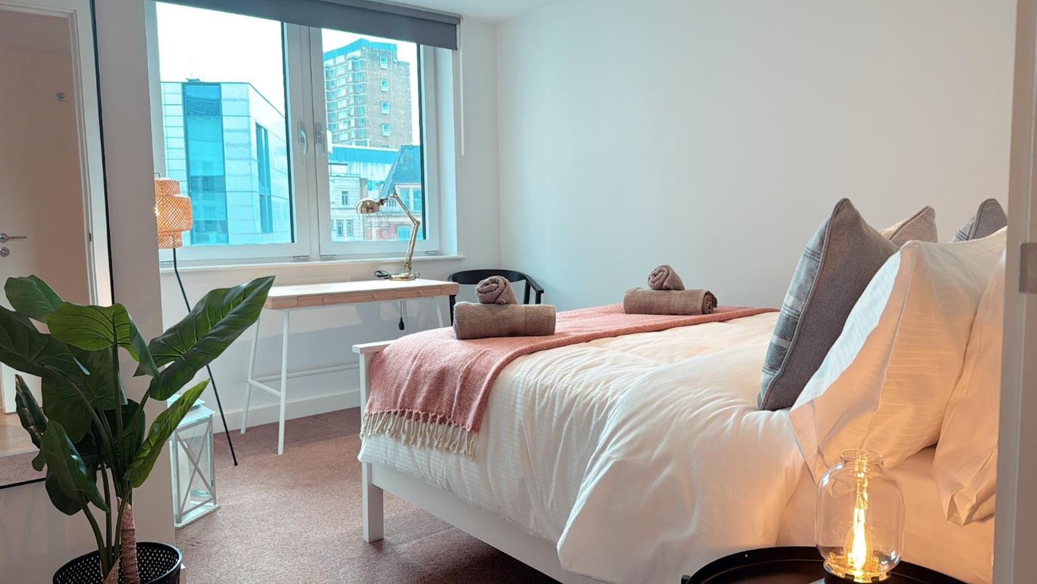 Shoreditch Apartments by Sleepy