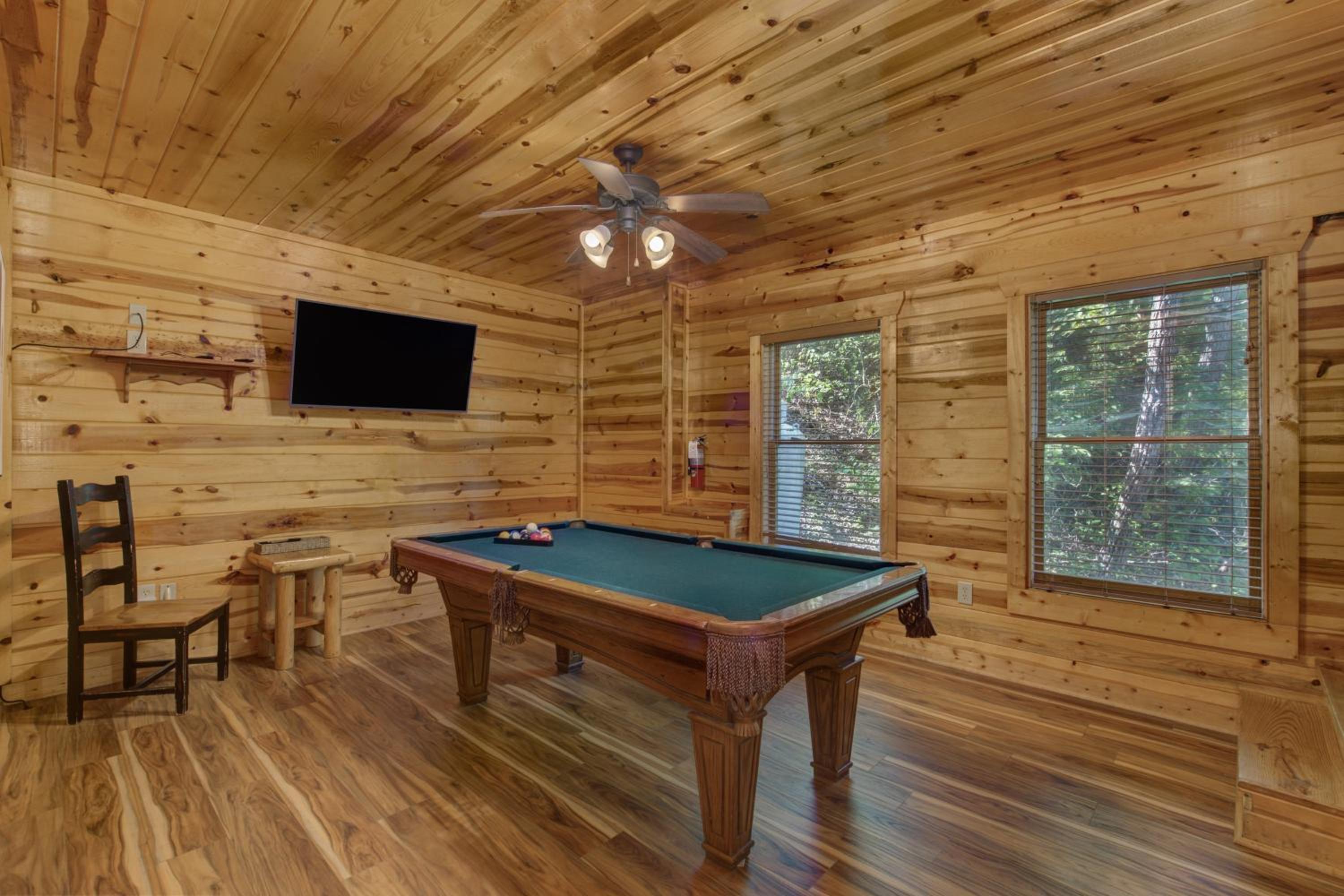 The Woodsy Rest cabin