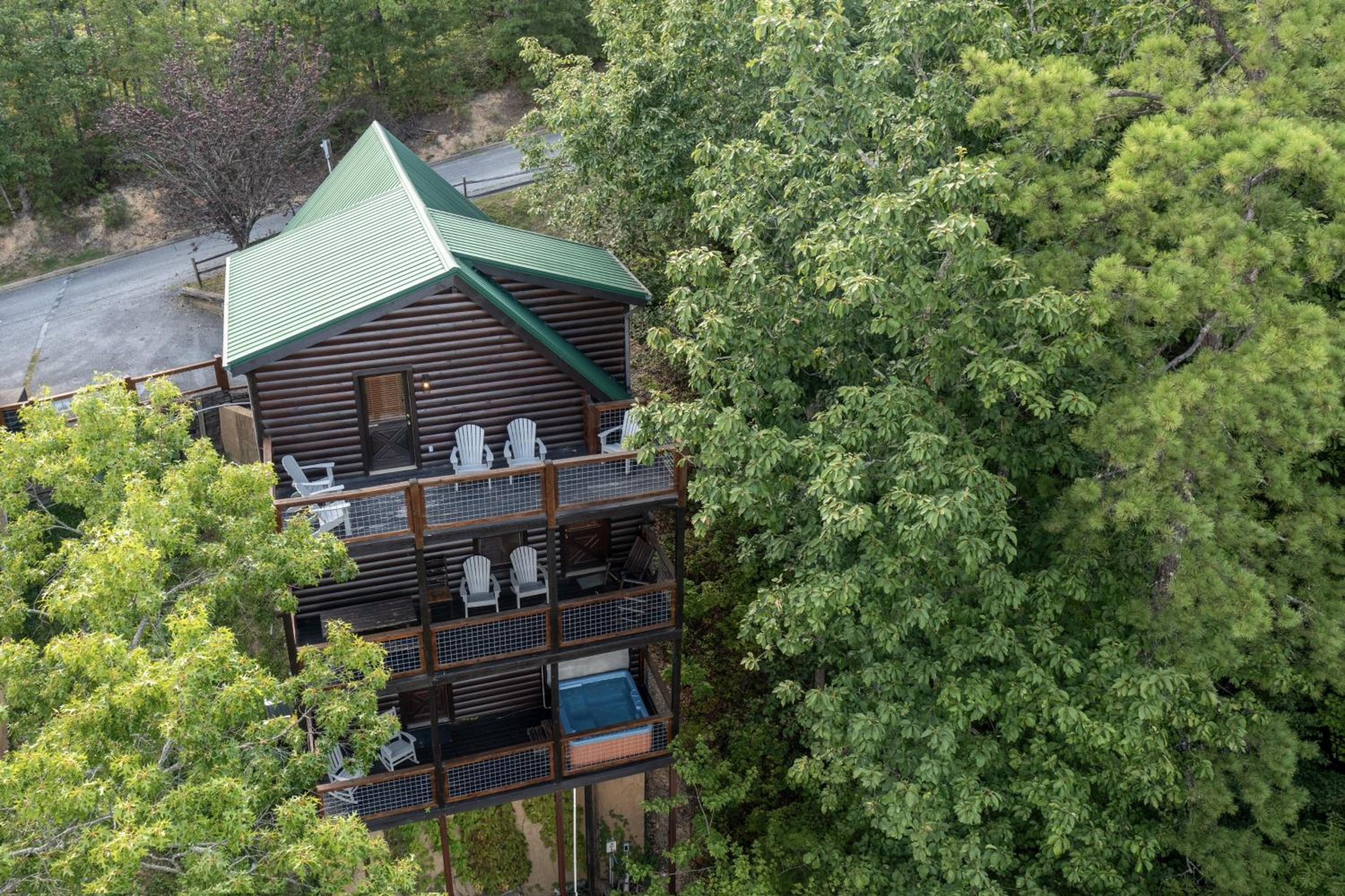 The Woodsy Rest cabin