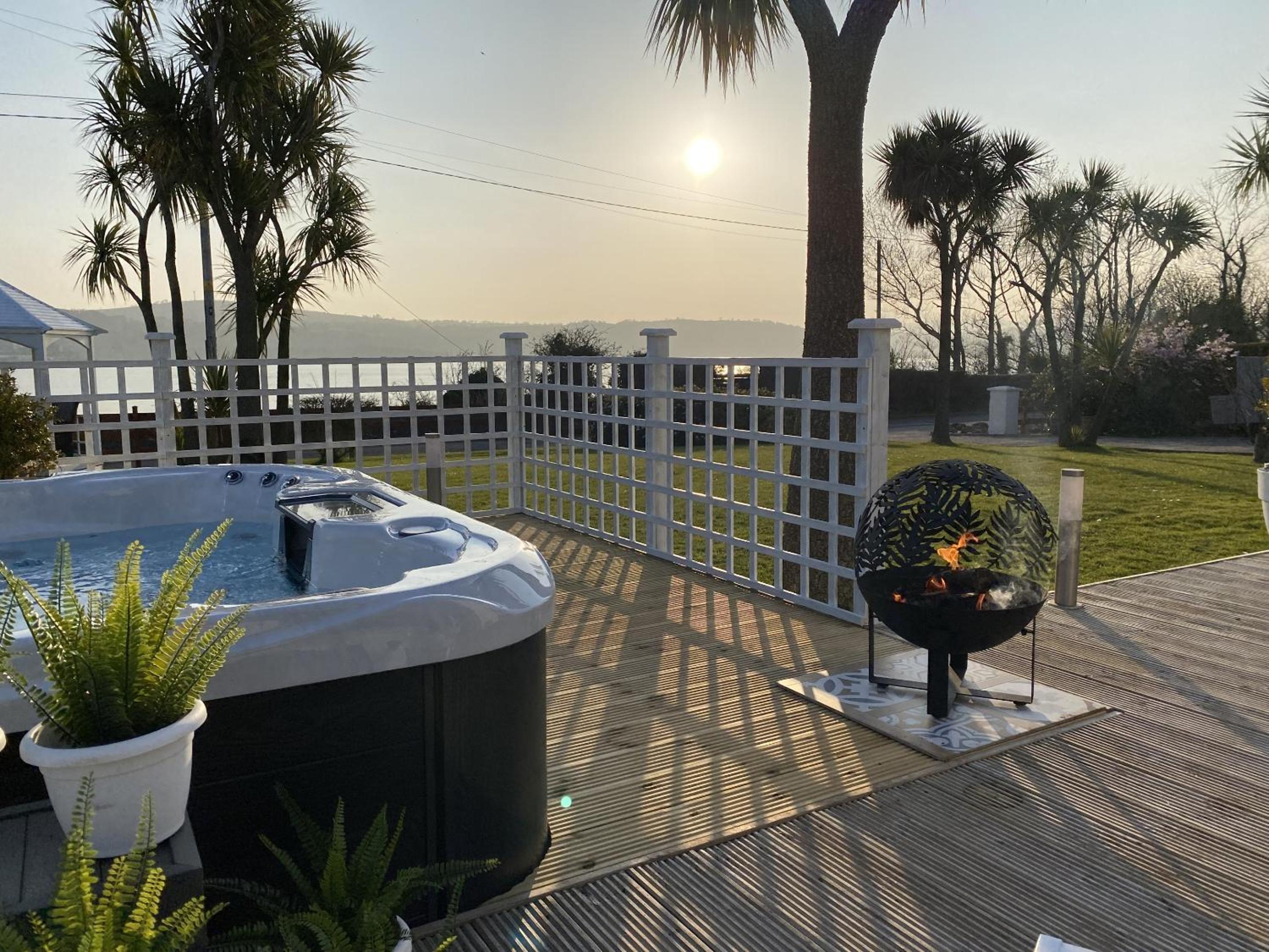 Hotel Seaview Cottage On The Island