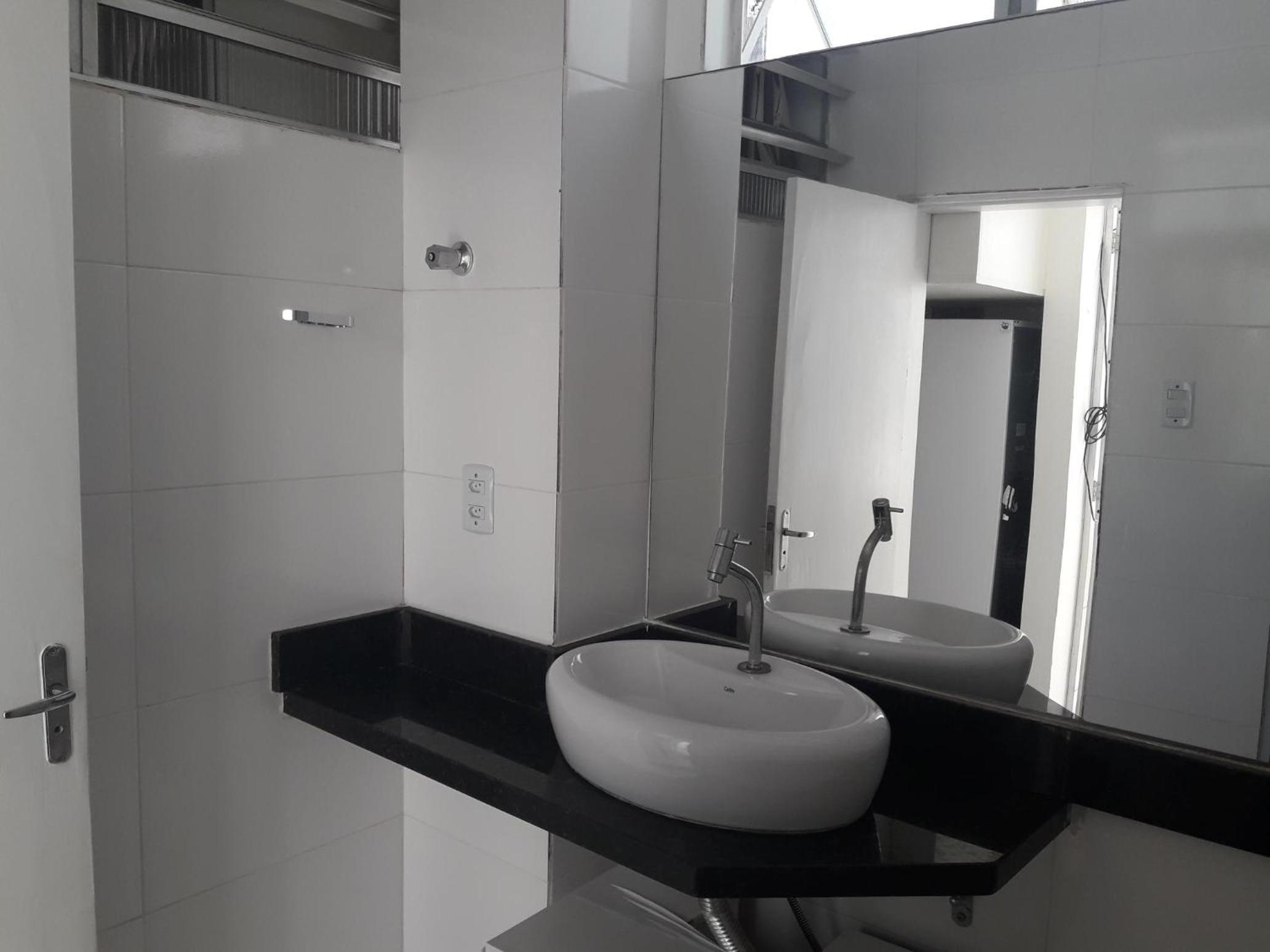 Ap 2 quartos planejado garagem prox praia shopping