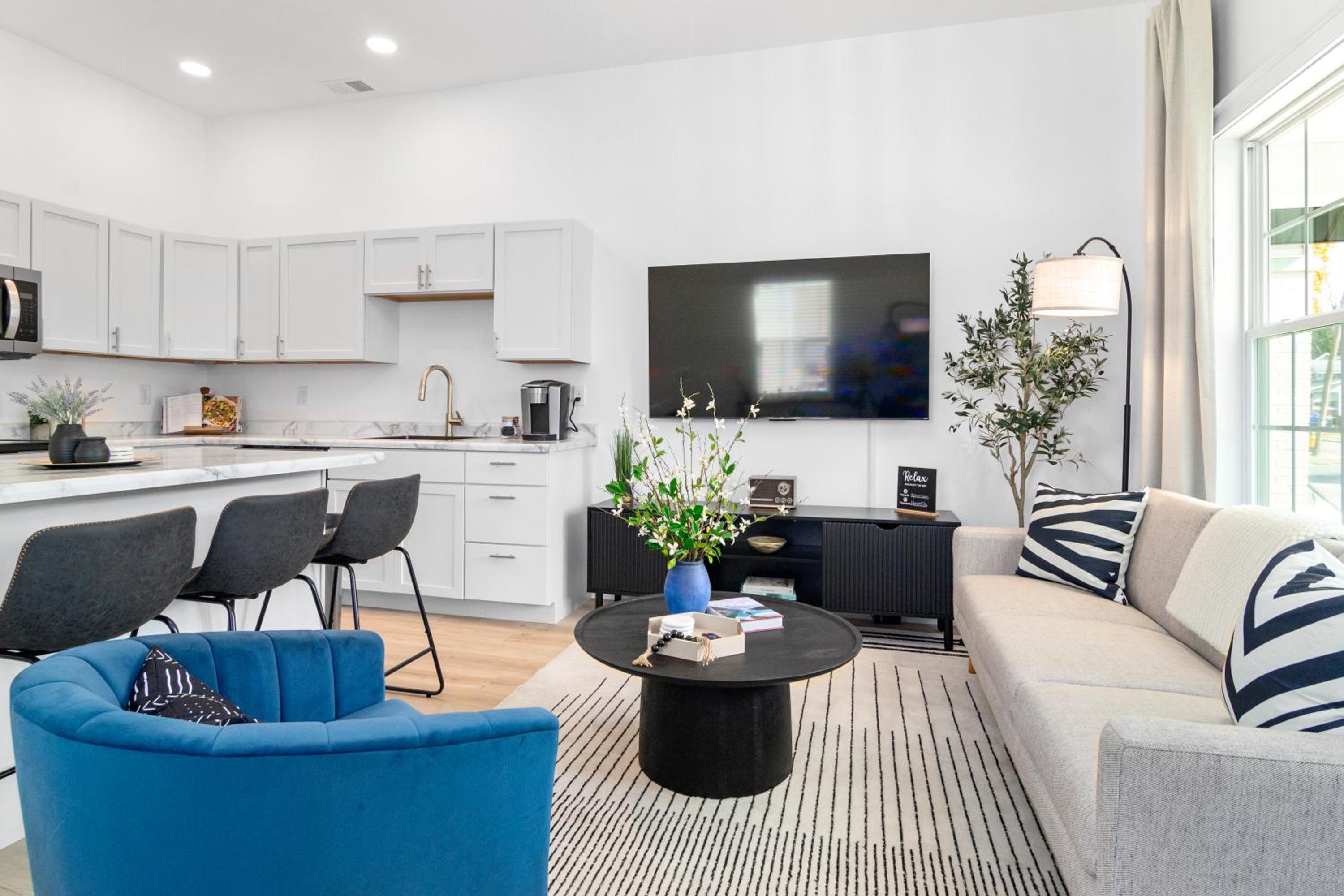 Uptown Haven Walkable Home with Bikes and Firepit near Downtown