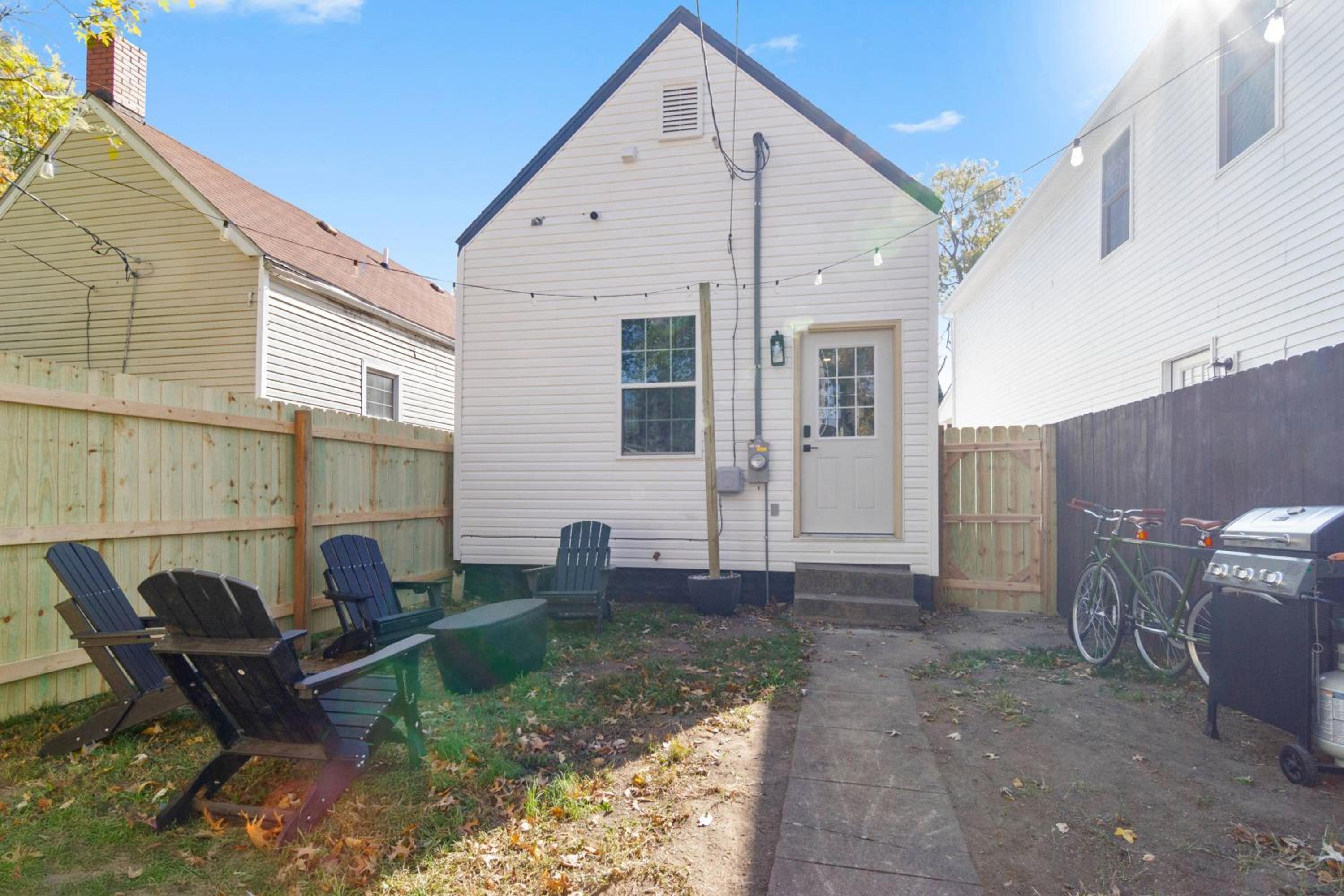 Uptown Haven Walkable Home with Bikes and Firepit near Downtown