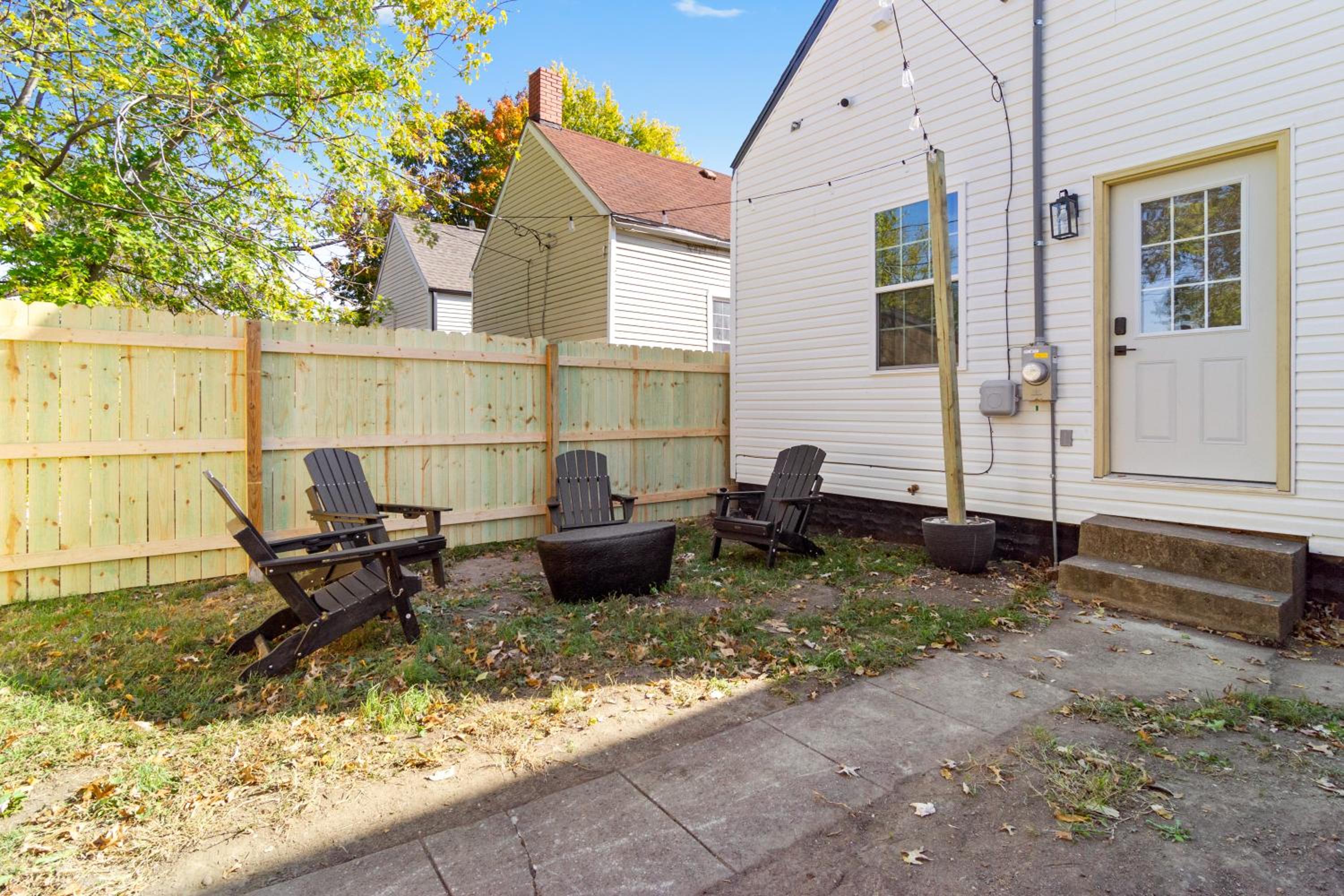 Uptown Haven Walkable Home with Bikes and Firepit near Downtown