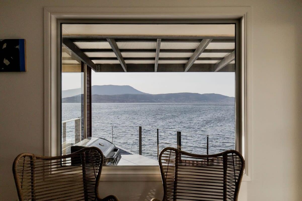 Beachfront Paradise in Opossum Bay