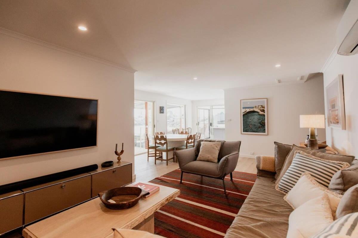 Beachfront Paradise in Opossum Bay