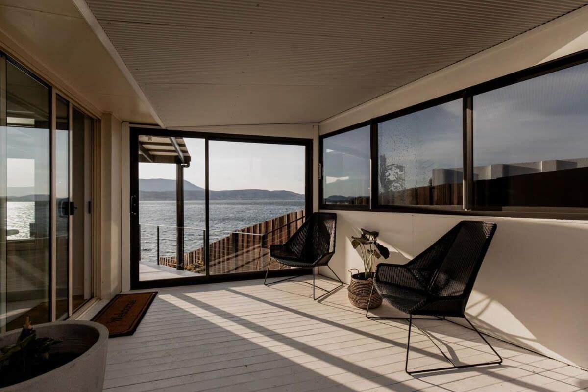 Beachfront Paradise in Opossum Bay