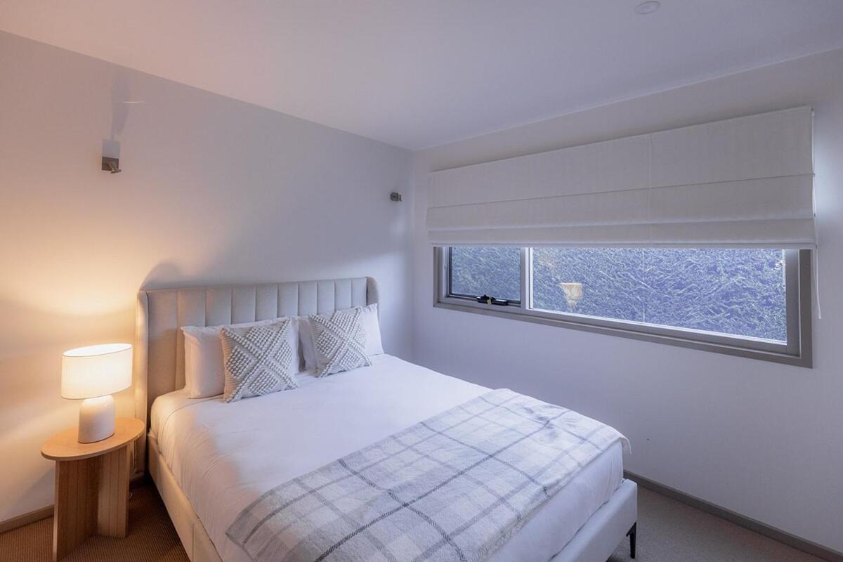 Oceanview oasis in Opossum Bay
