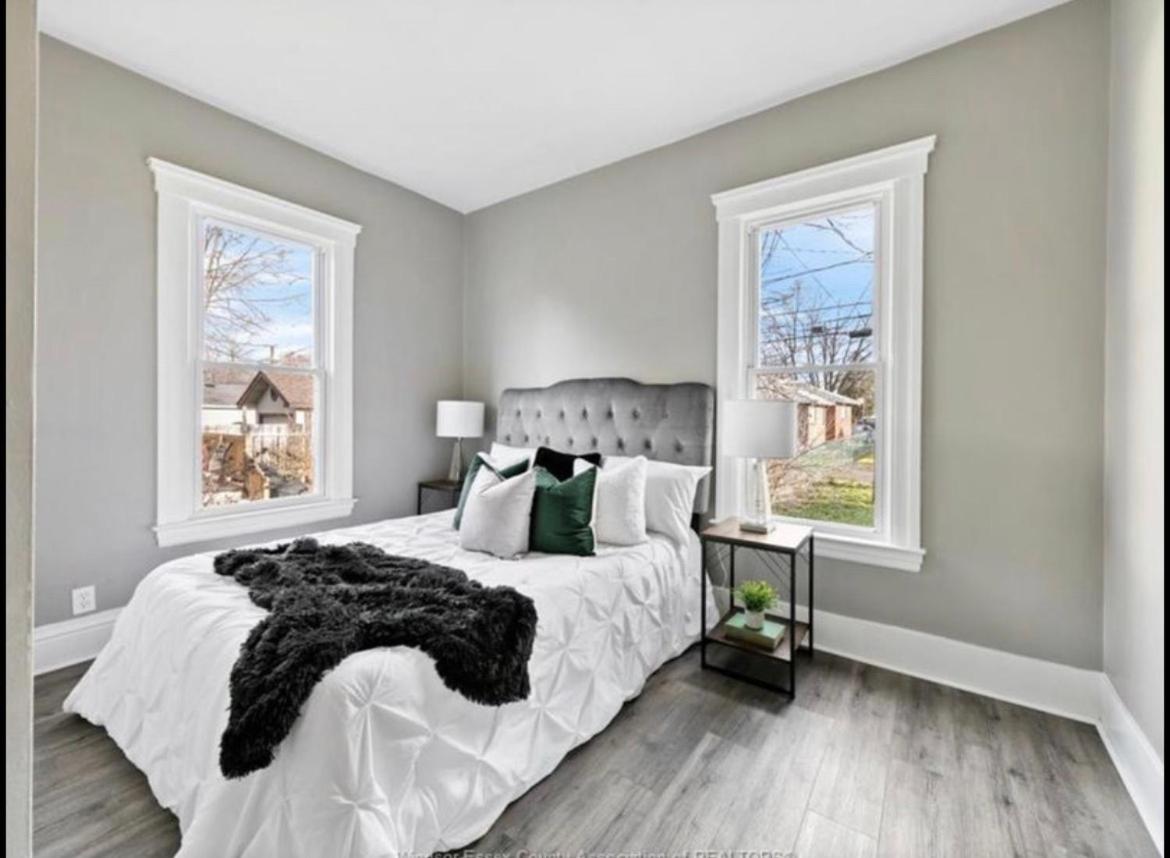 Beautiful 4 Bedroom Near Factories - Equipped for Family Stays