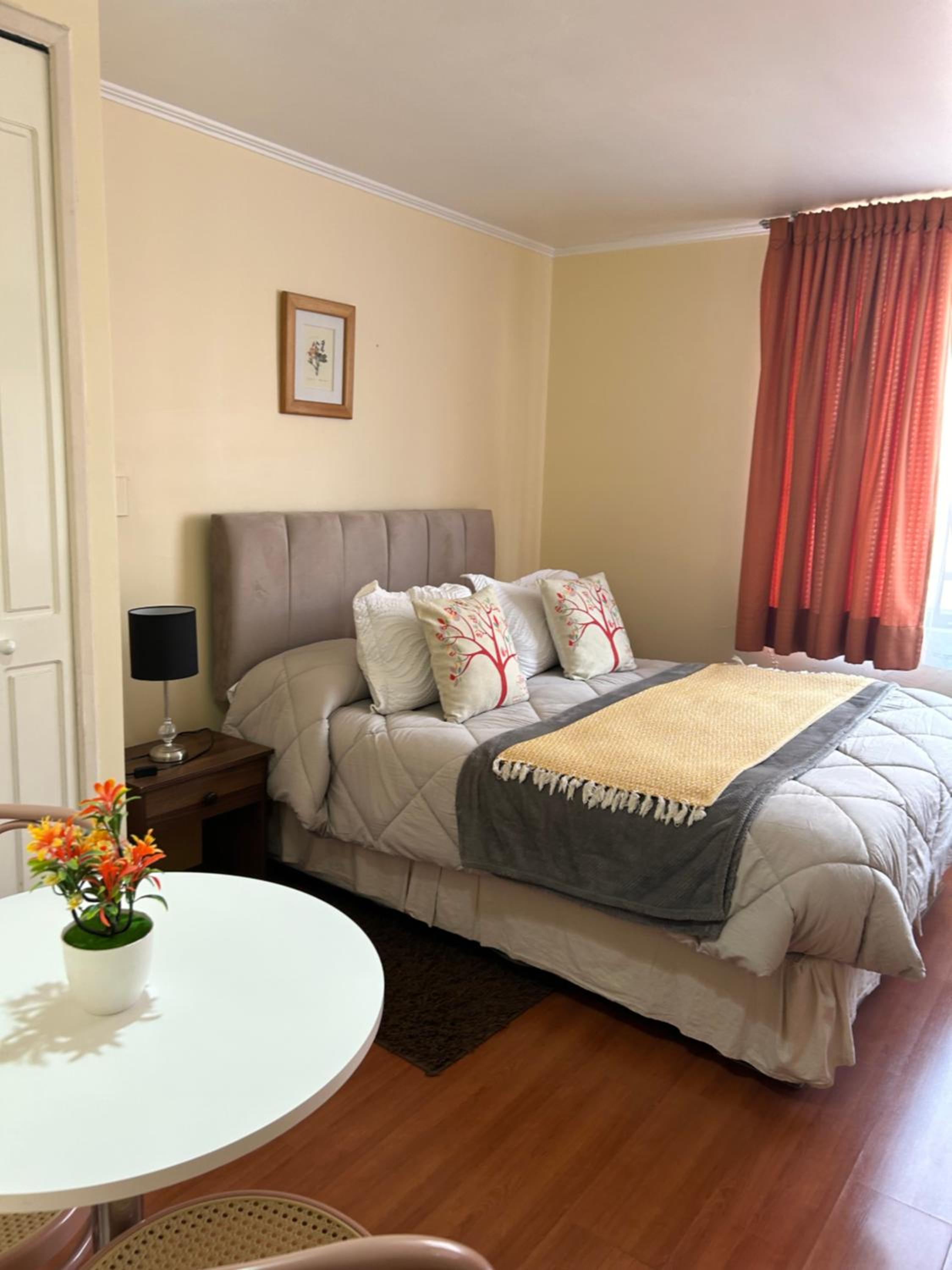 CentriK Location Apartments Encomenderos 200