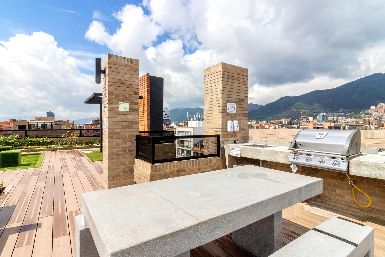 Moderno apartamento Parque Virrey
