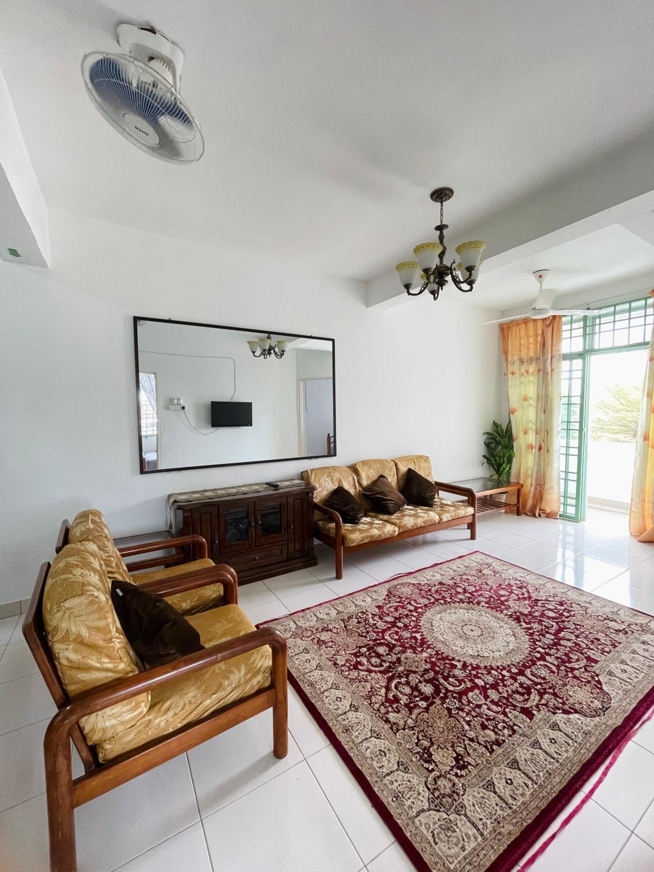 Helya Homestay Wakaf Che Yeh photo 4