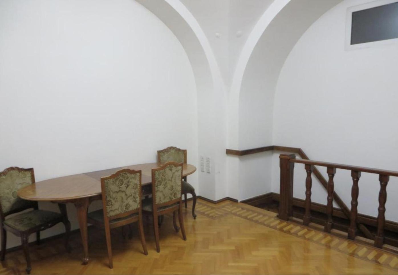 City Center Cozy 2 bedroom Apartment