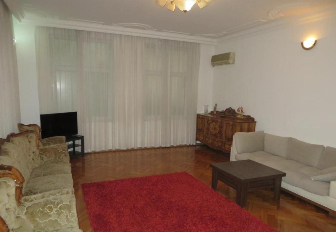 City Center Cozy 2 bedroom Apartment