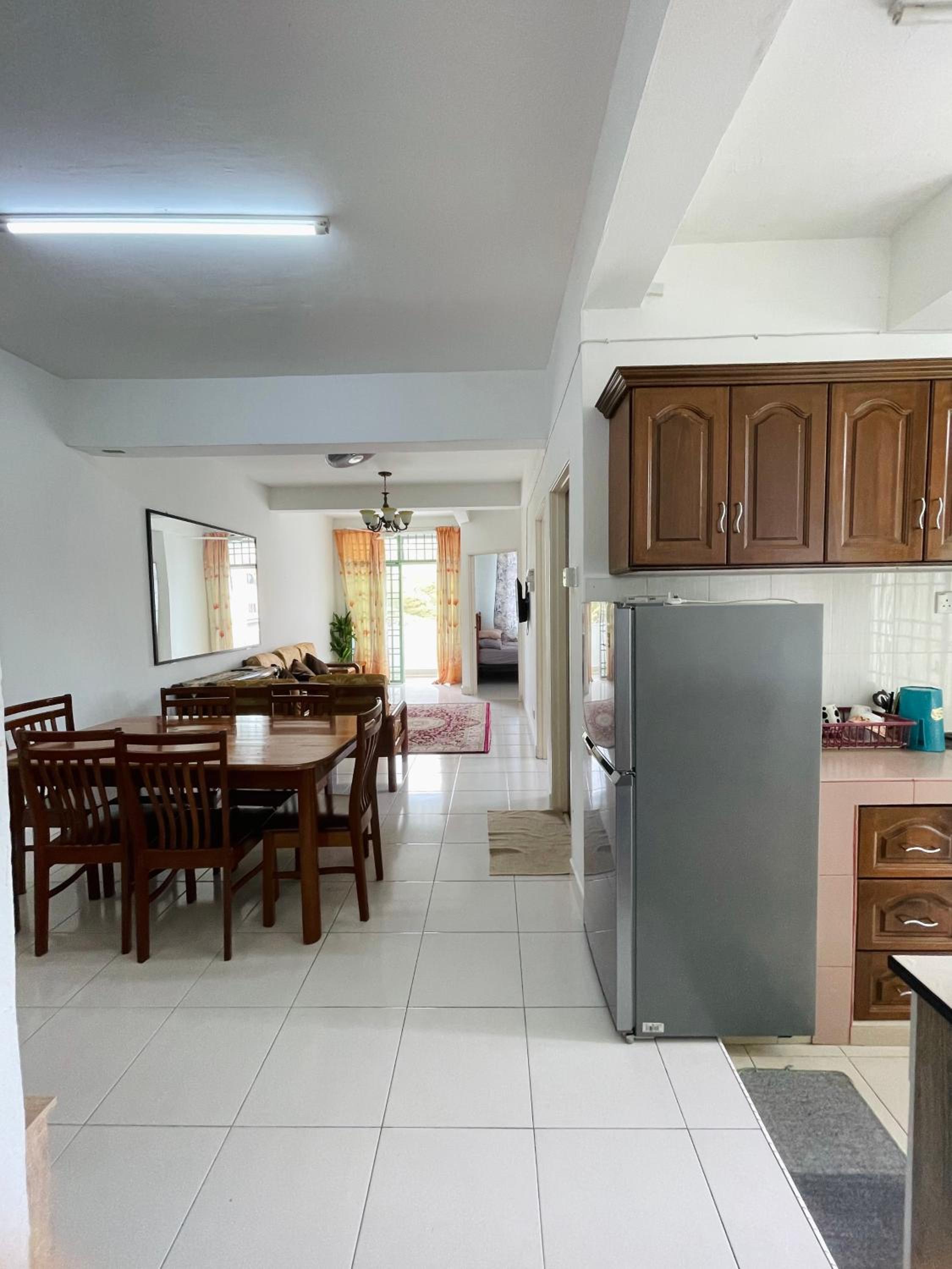 Helya Homestay Wakaf Che Yeh photo 2
