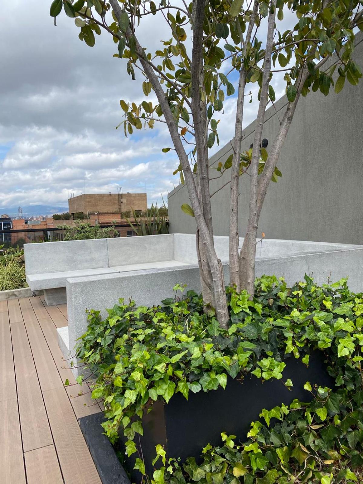 Moderno apartamento Parque Virrey