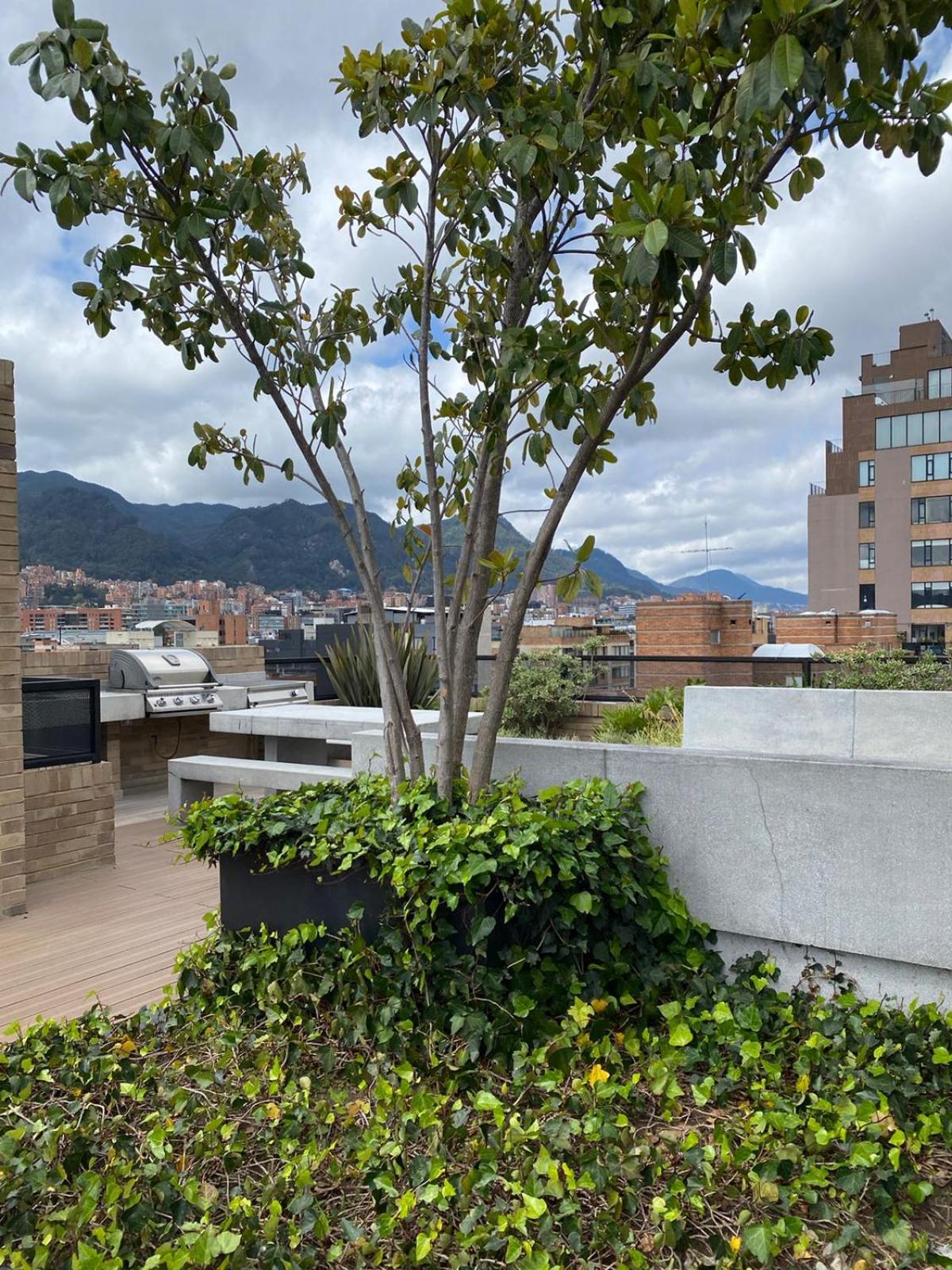 Moderno apartamento Parque Virrey