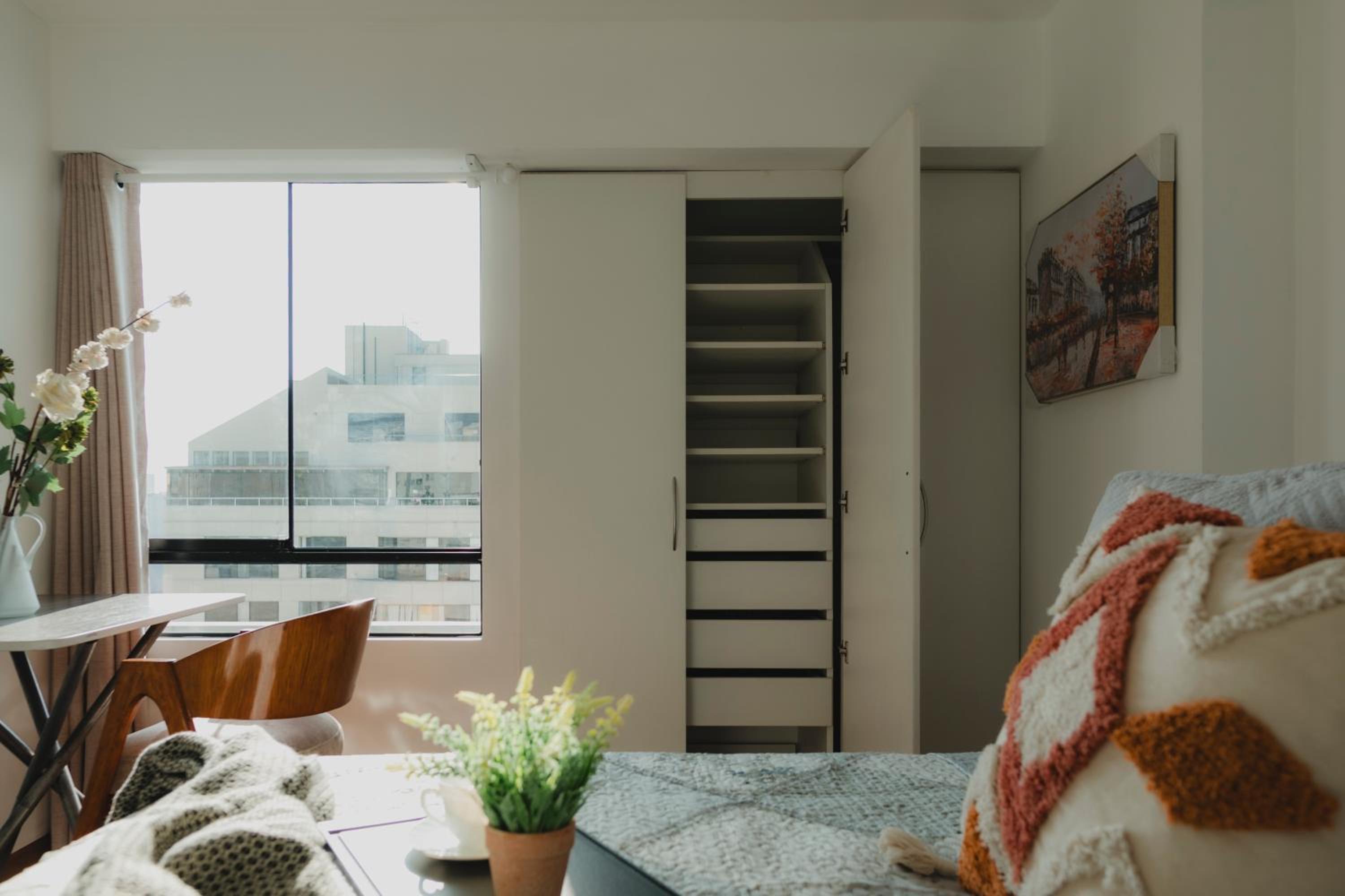Centric Miraflores Apartments - Wifi - Hot Water view 3
