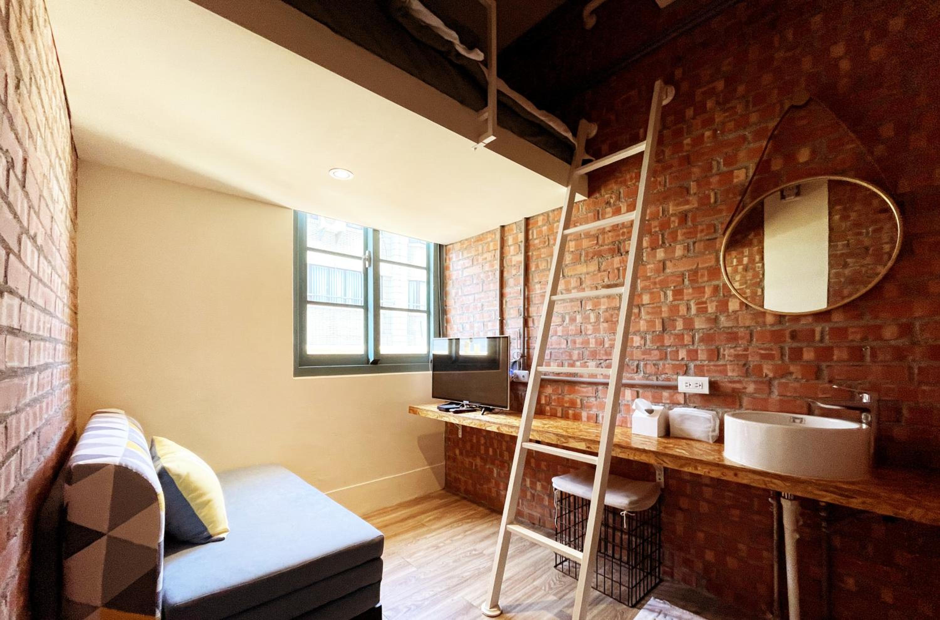 Funtime Hostel