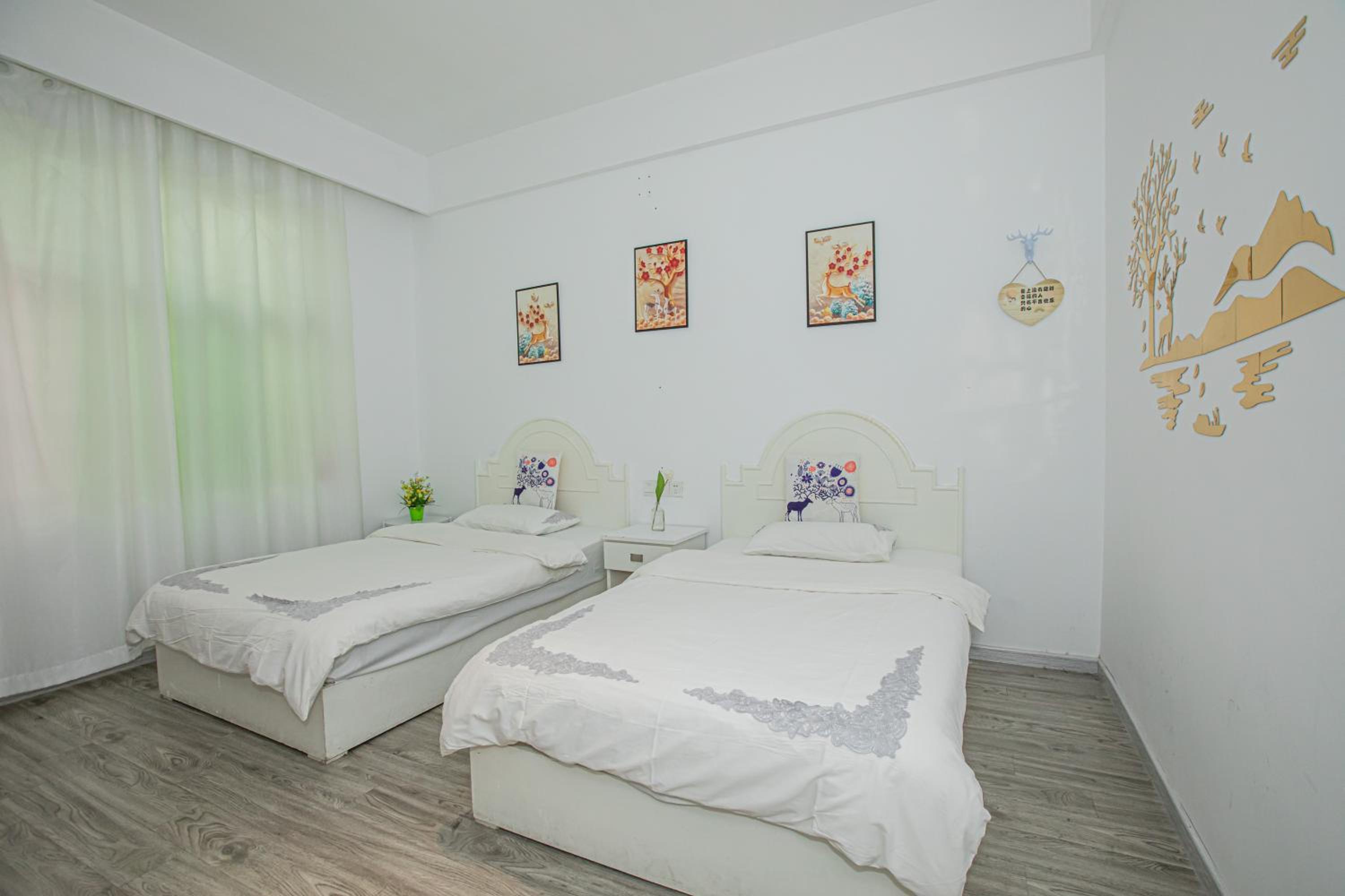 YouYouLuMing Homestay