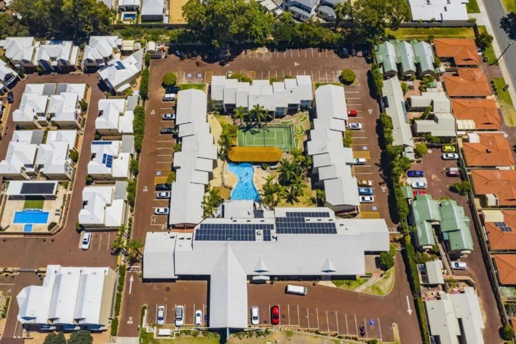 Oasis Mandurah Resort