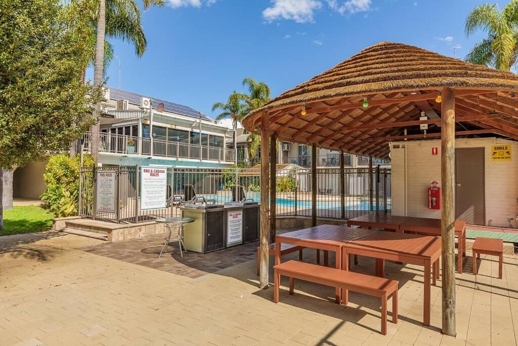 Oasis Mandurah Resort