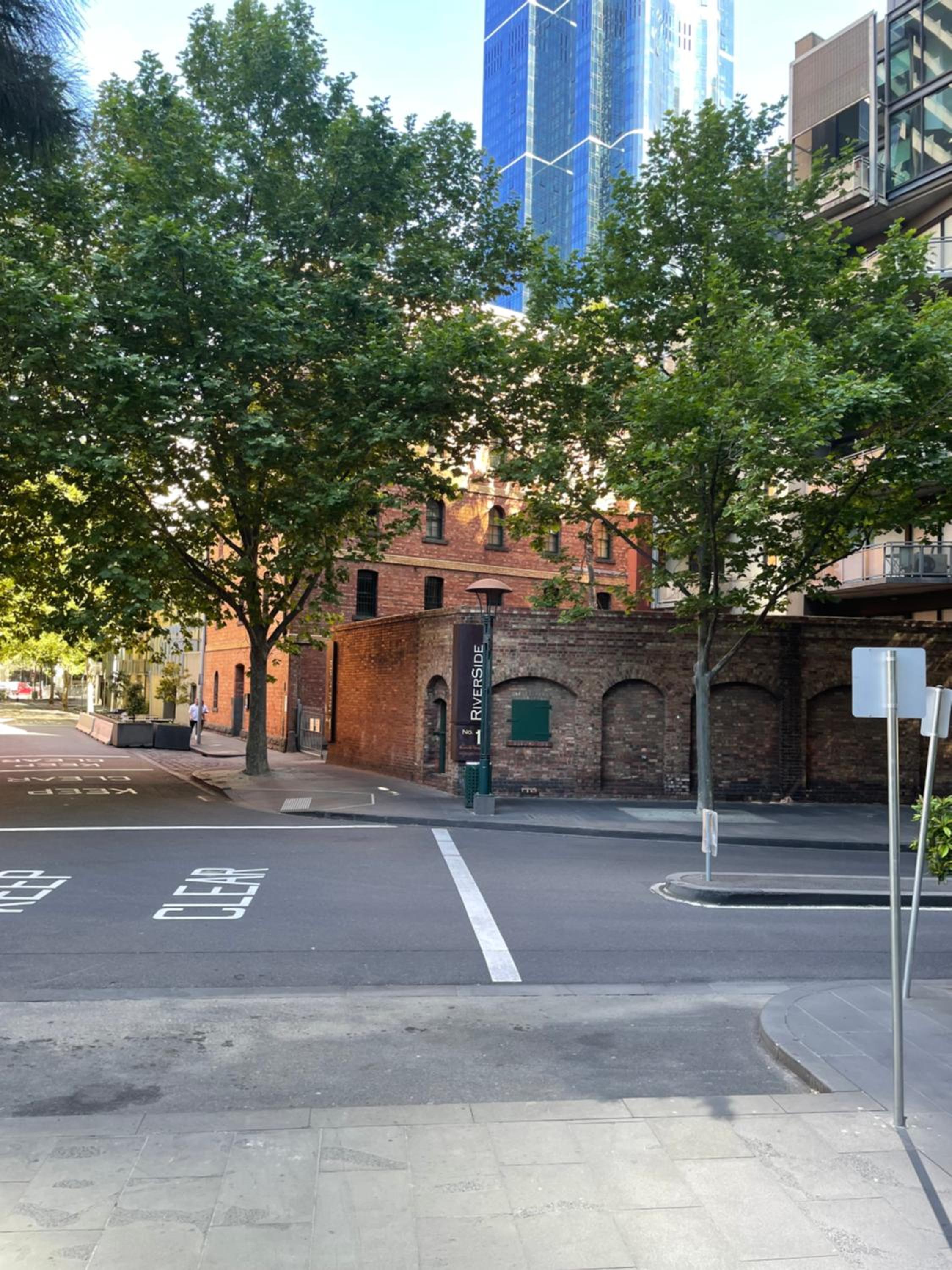 Melbourne Riverside Retreat