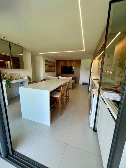 Apartamento alto padrão - Praia Brava, Itajaí