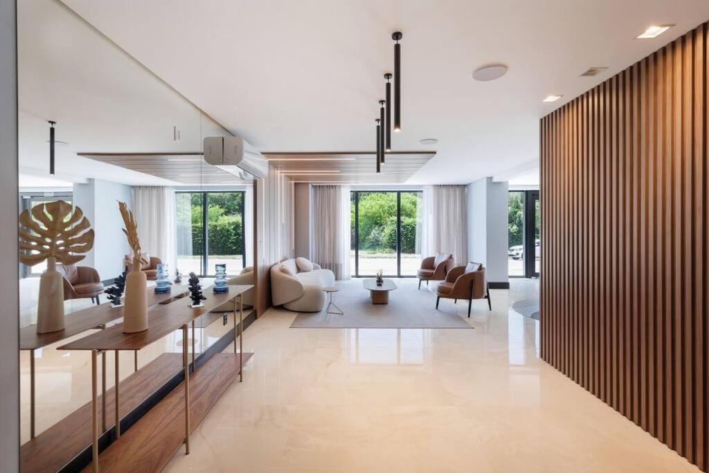 Apartamento alto padrão - Praia Brava, Itajaí