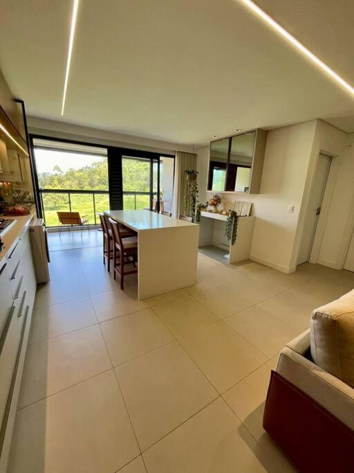 Apartamento alto padrão - Praia Brava, Itajaí