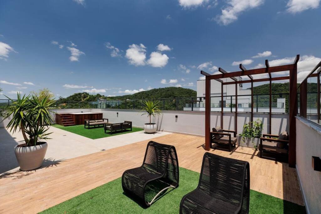 Apartamento alto padrão - Praia Brava, Itajaí