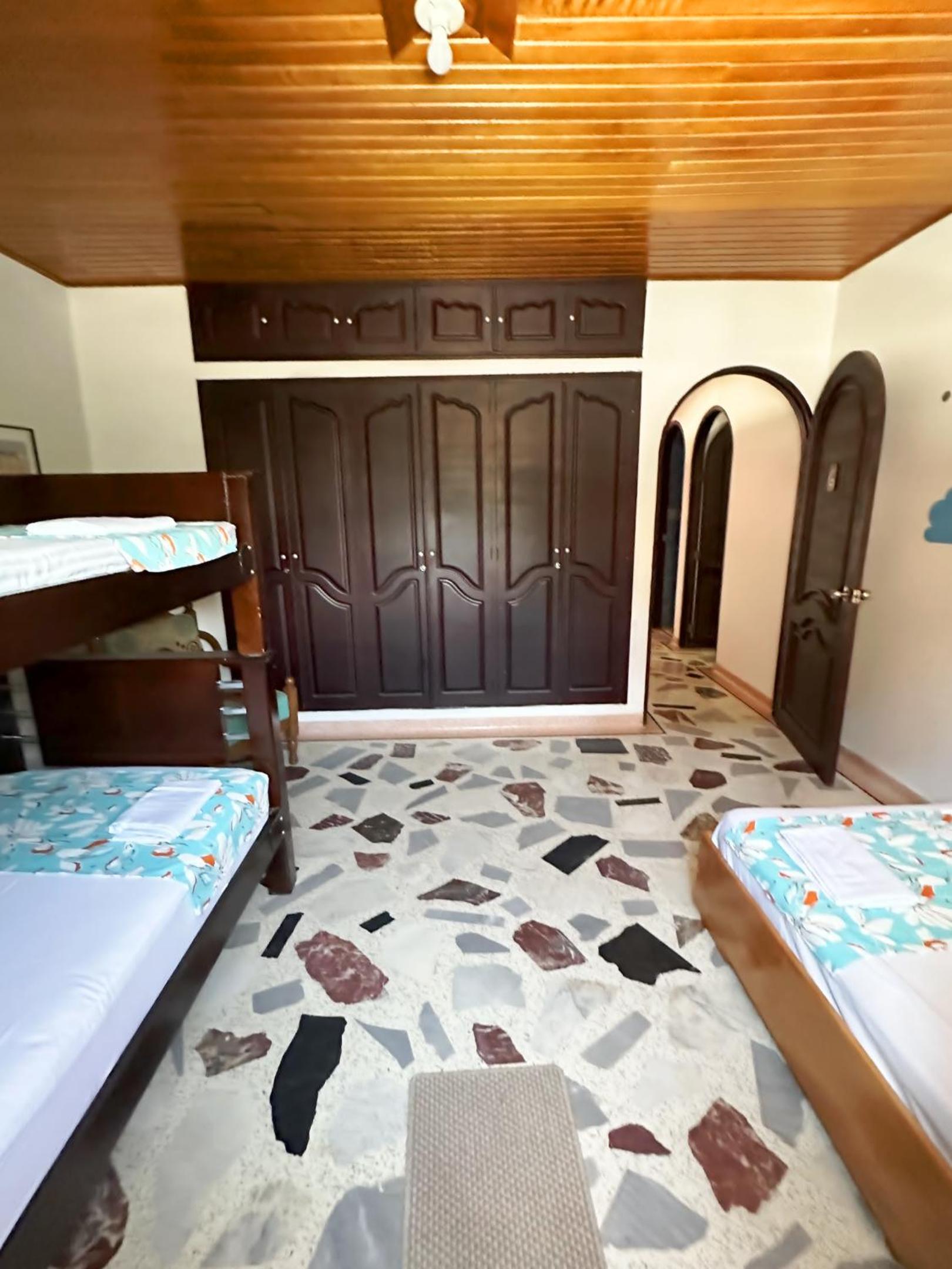 Tia Chela hostel