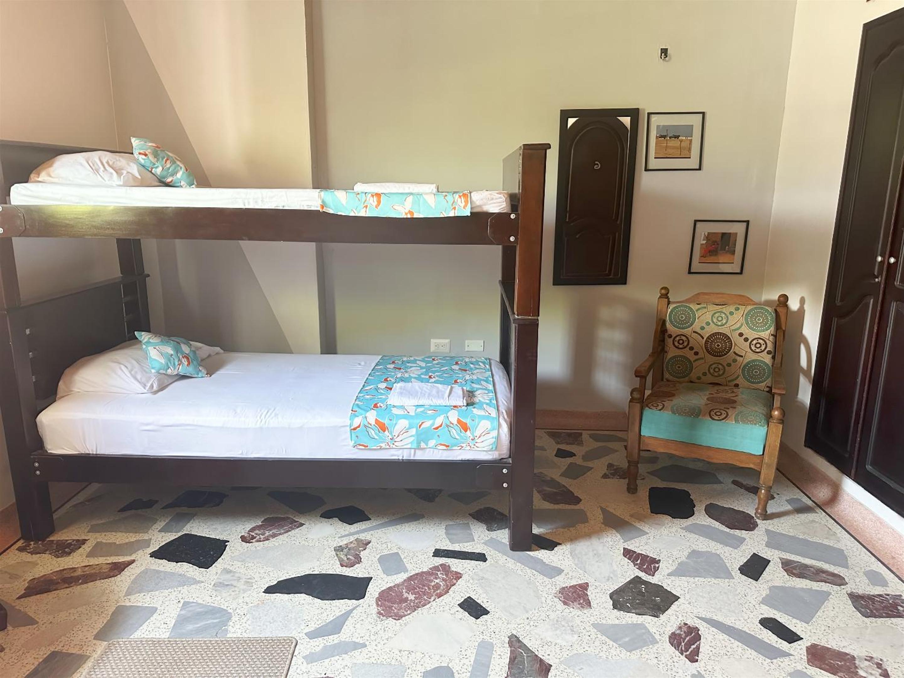 Tia Chela hostel