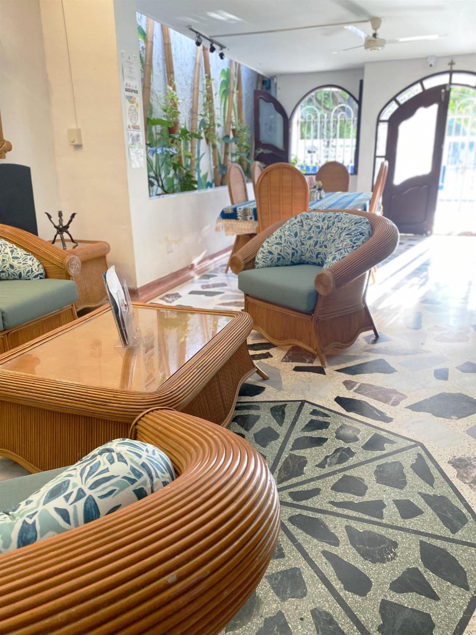 Tia Chela hostel