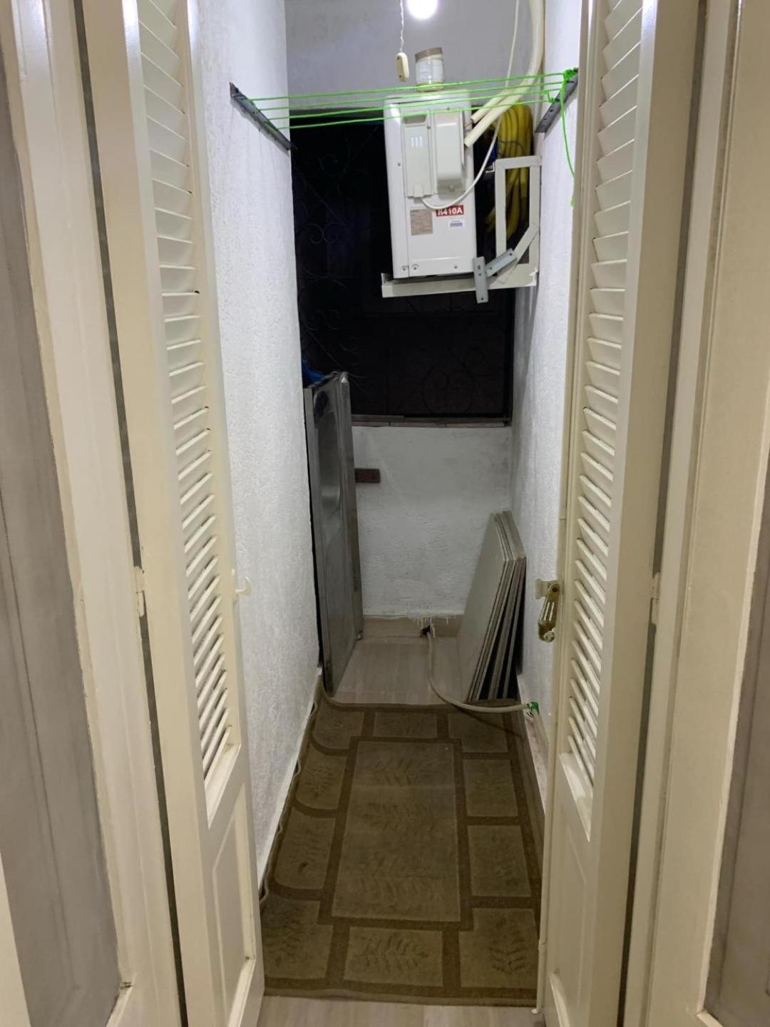 Enjoy Luxurious stay with TV , Wi-Fi and AC in Alexandria in a fancy apartment view 5