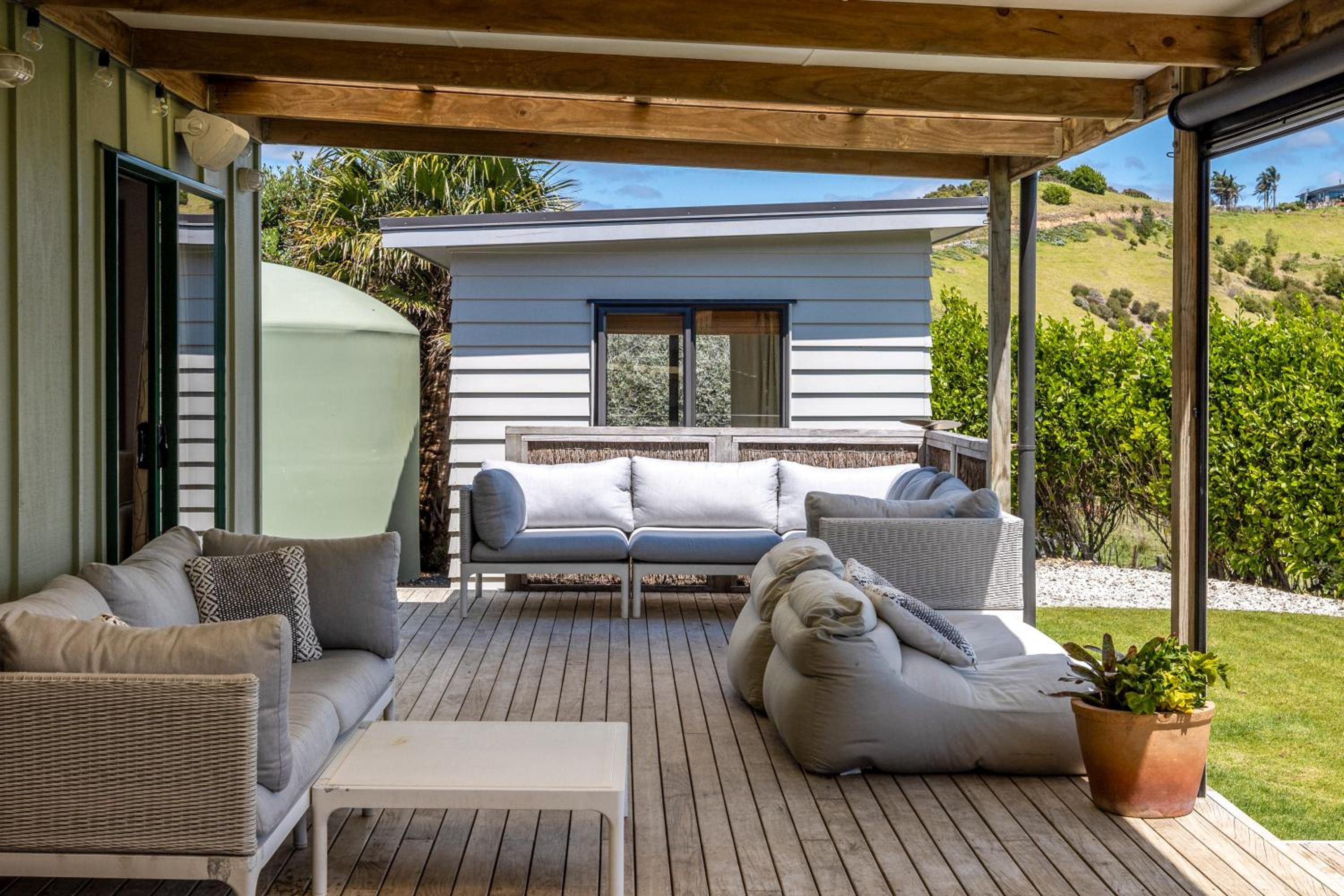 Woodside Vista - Waiheke Island Holiday Home