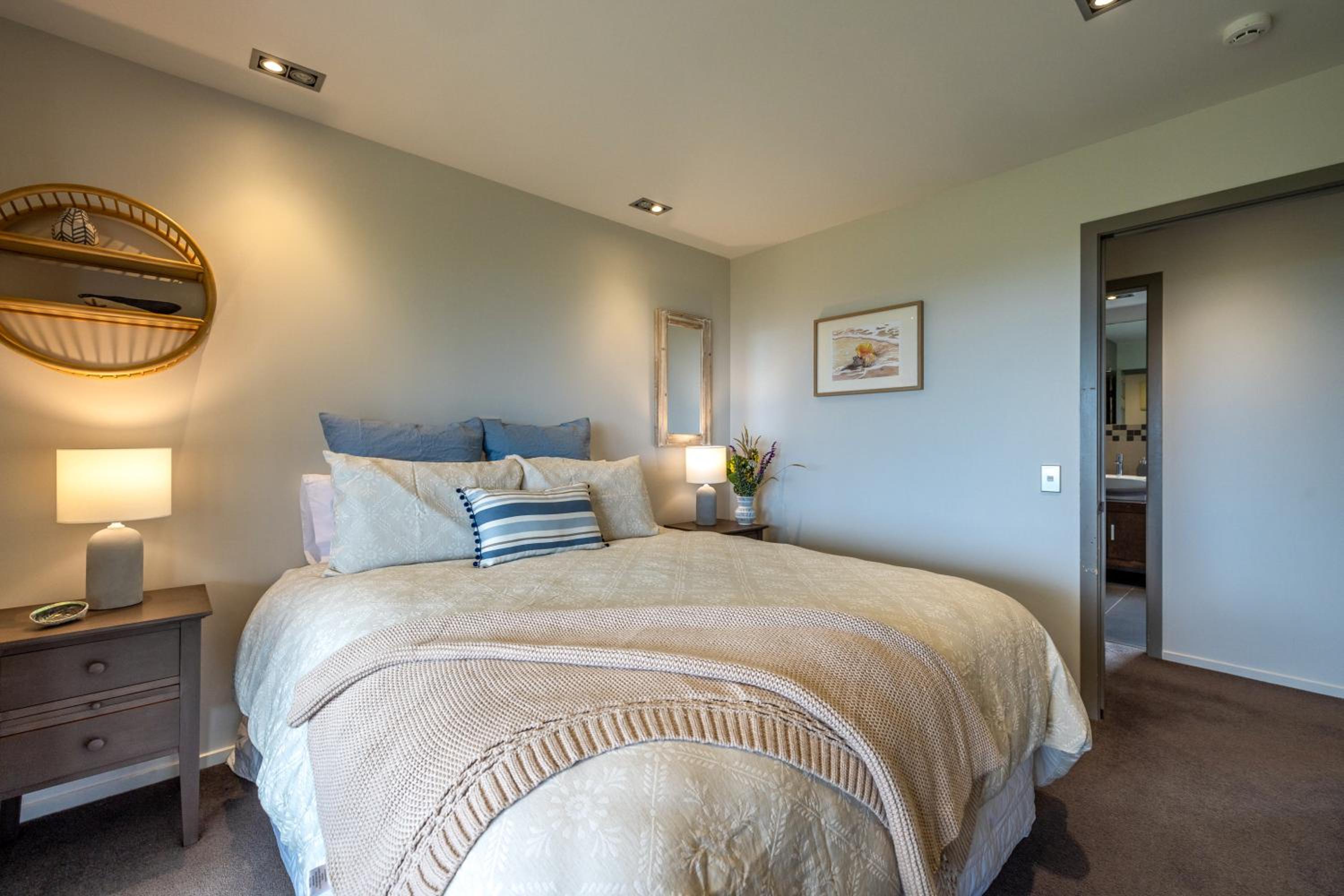 Woodside Vista - Waiheke Island Holiday Home