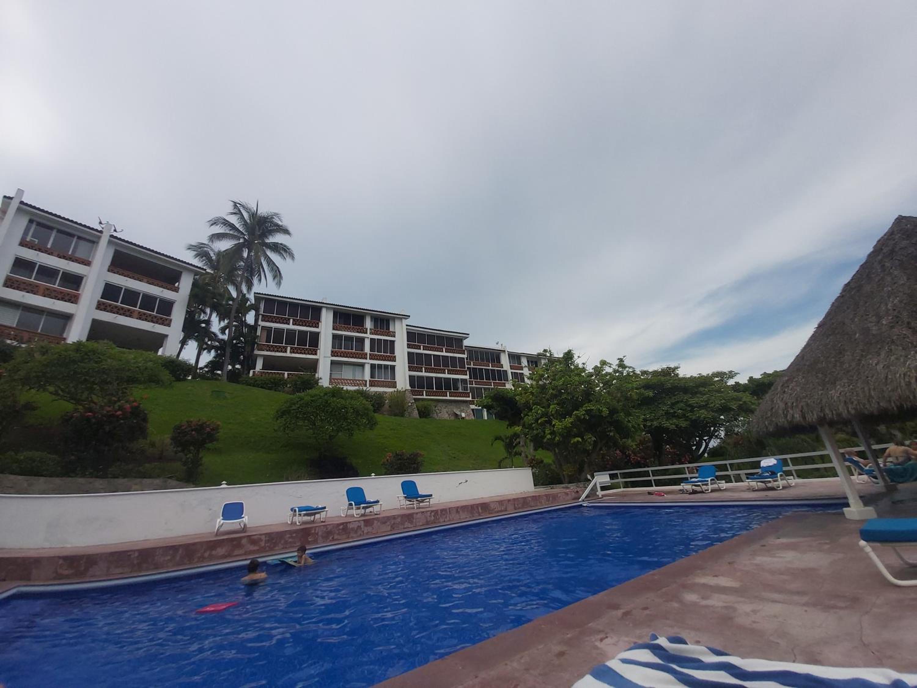 Condominio vista al mar 3 Albercas view 2