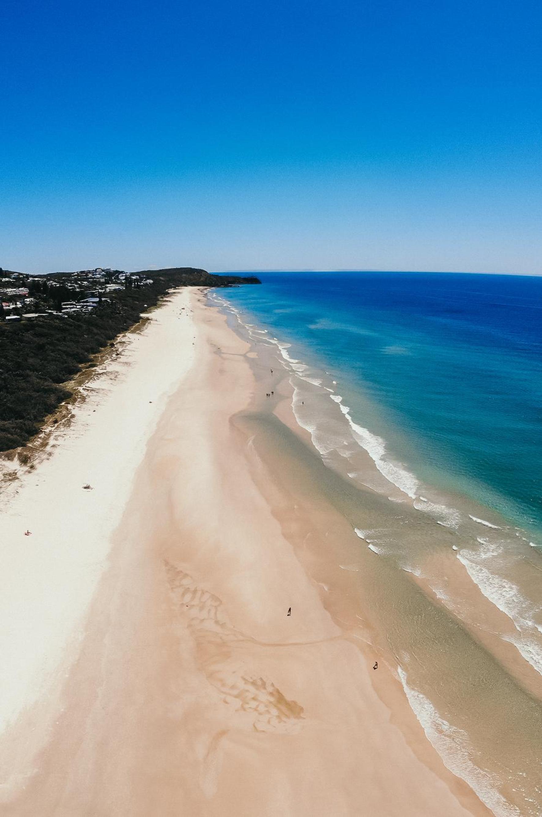 The Sunset Apartment on Orealla - 350m To Beach
