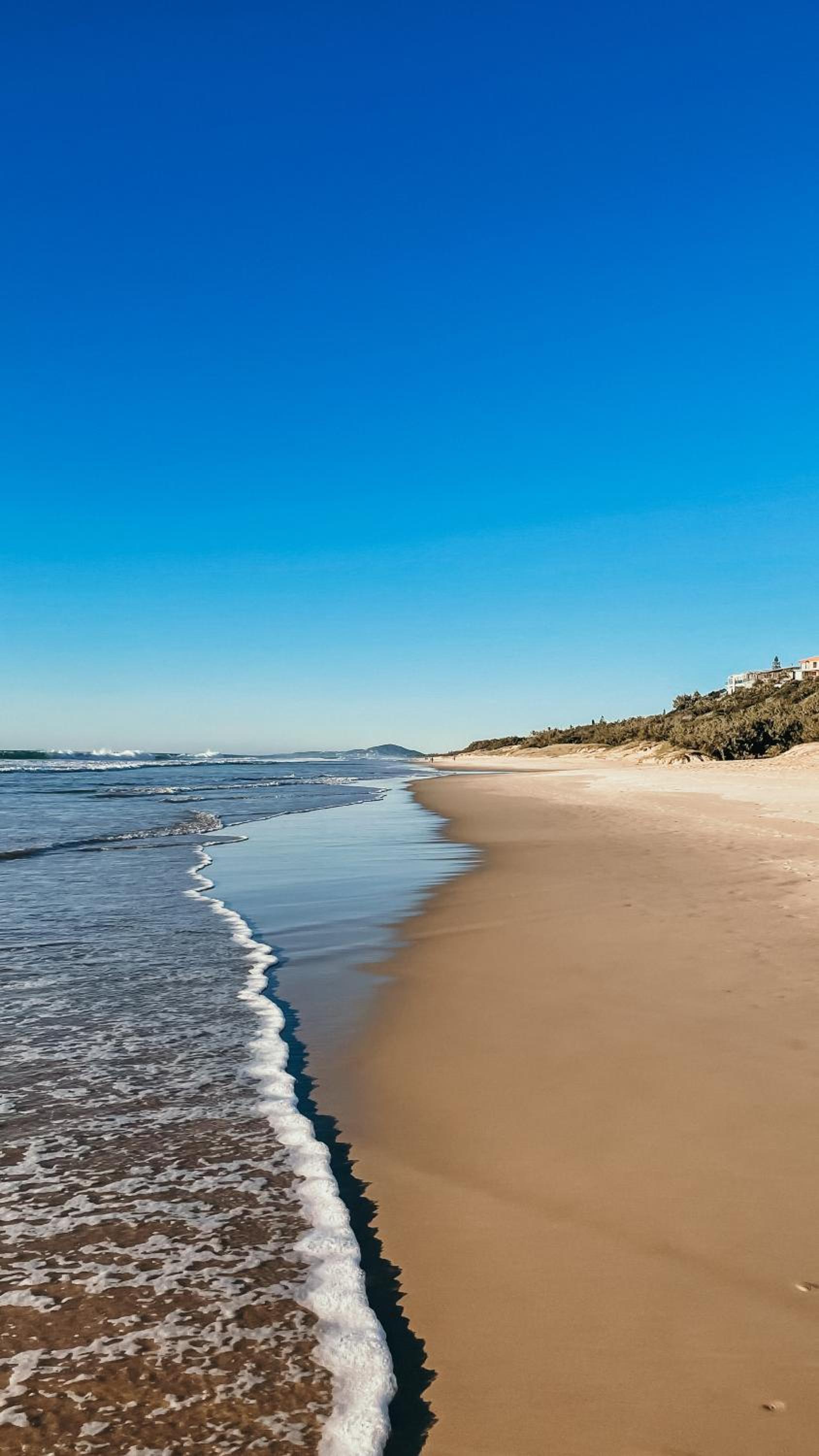 The Sunset Apartment on Orealla - 350m To Beach